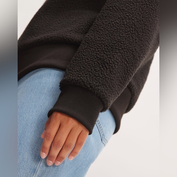 NWT Everlane Black ReNew Fleece Oversized Crew Pullover Teddy, Sizes XS, S, & M - Picture 5 of 14